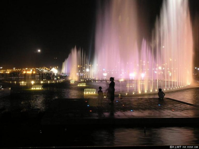 南昌秋水廣場(chǎng)噴泉